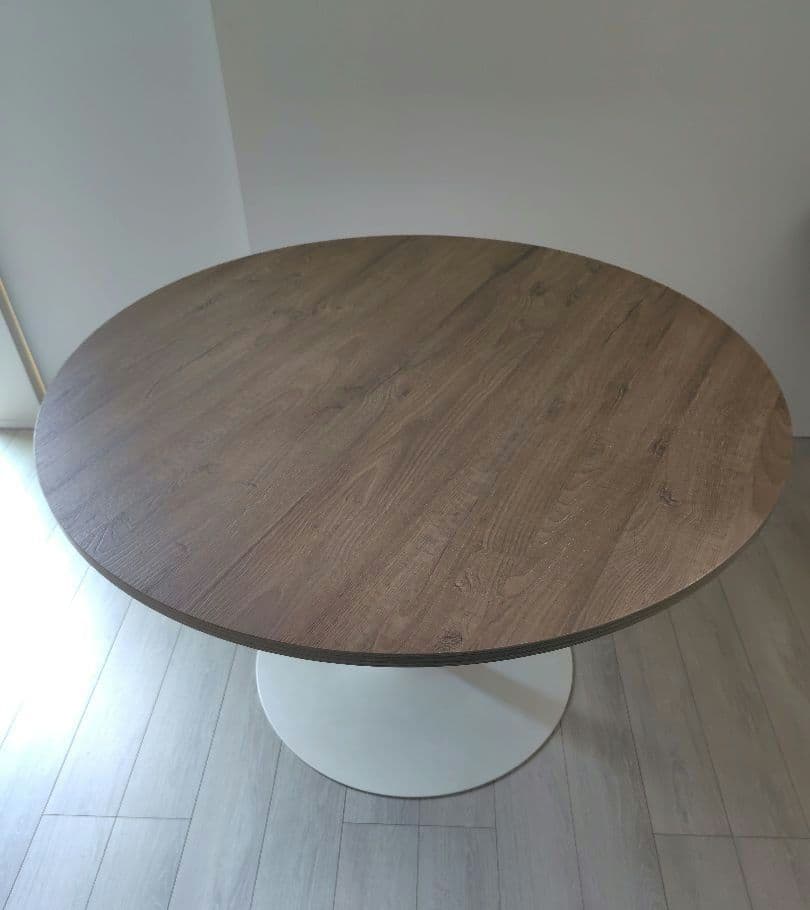 カリガリス テーブル プラネット コヌビア