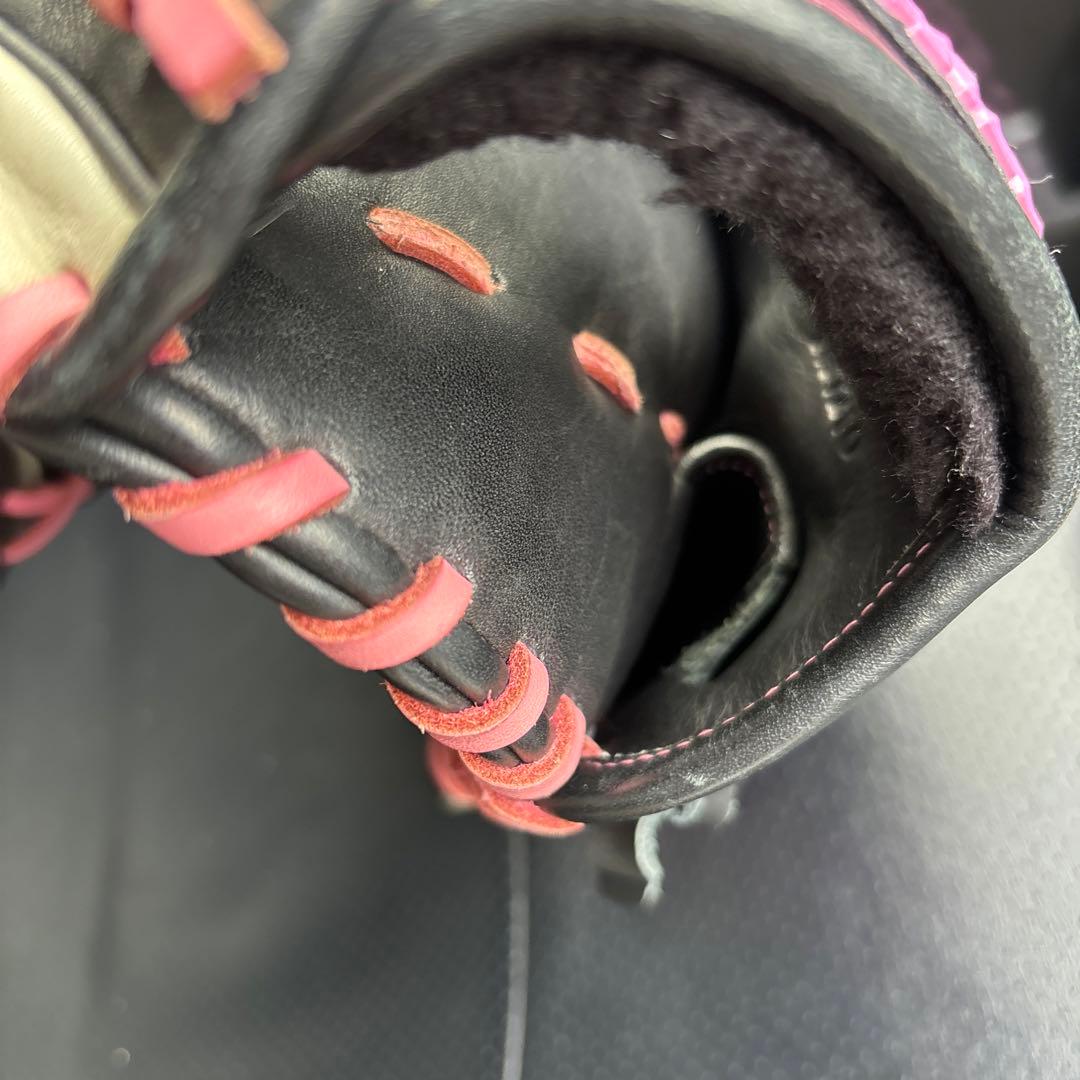 Mizuno 軟式グローブ 黒/ピンク　ブレイブスピリット