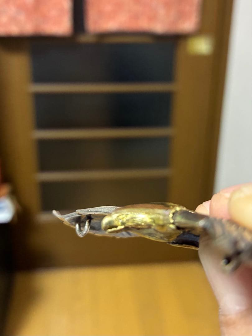 インディアンジュエリー鷲デザインの金属製アクセサリー