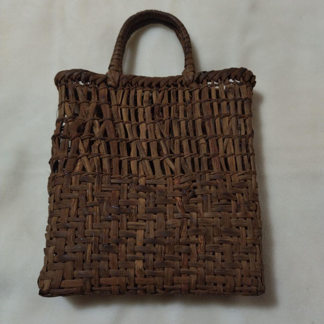 NICO　棚編み山葡萄のかごバッグ