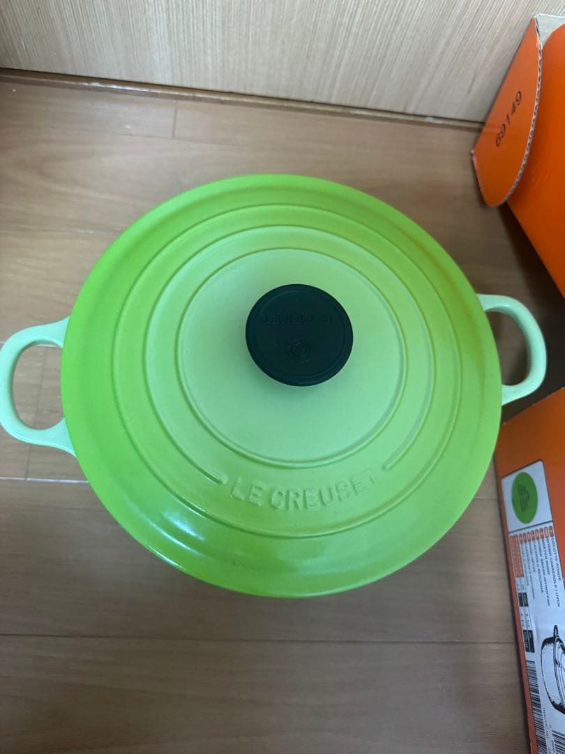 ル・クルーゼ　LE CREUSET ココット　ロンド　鍋　24センチ