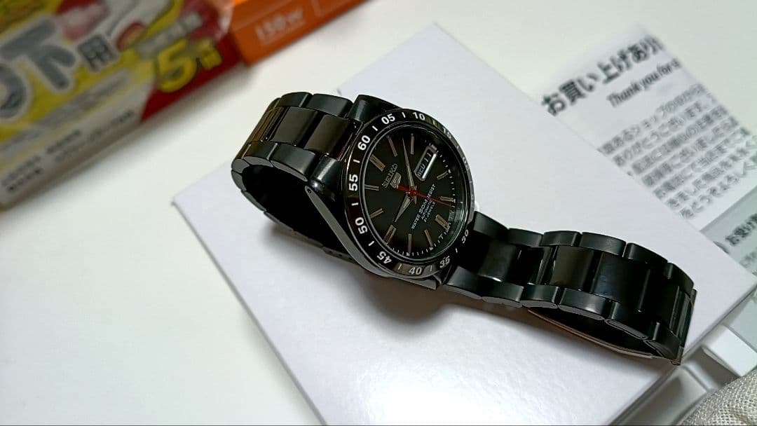 数回使用SEIKO5（セイコー5）黒い稲妻SNKE03KC保証書あり