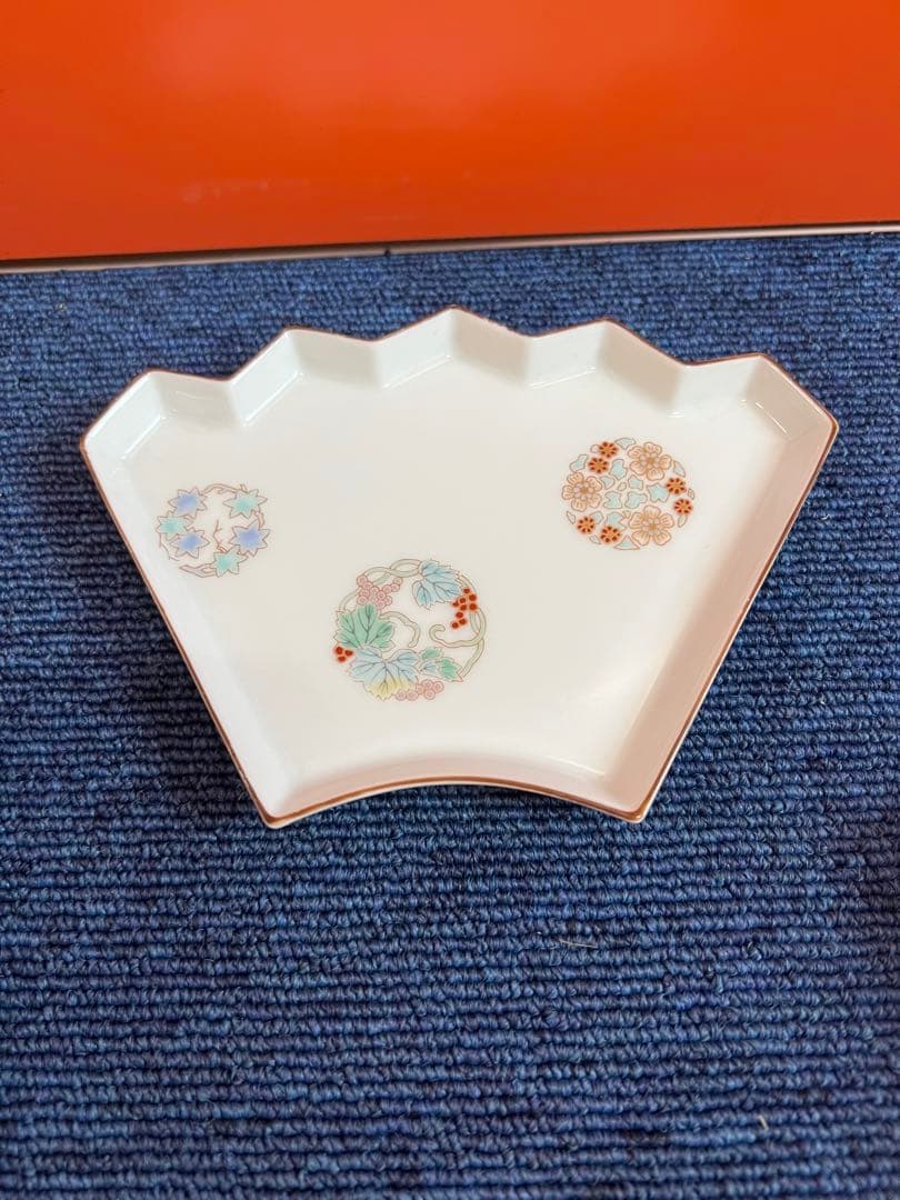 1145  深川製磁　金彩　扇型　皿　5客