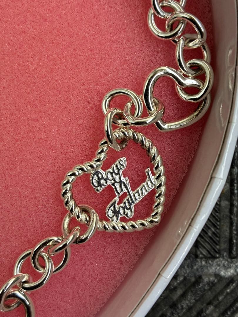 shermer boys in toyland ネックレス