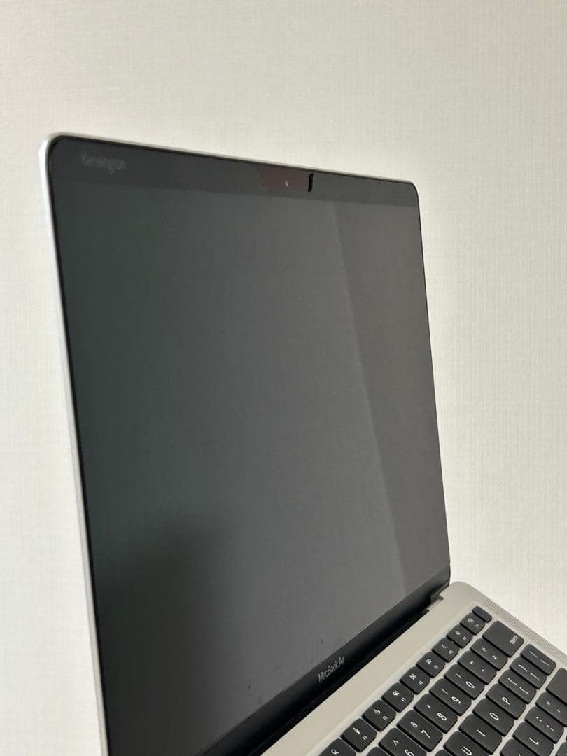 初期化済　M1 MacBook Air 256GB 8GB ジャンク品 マウス付
