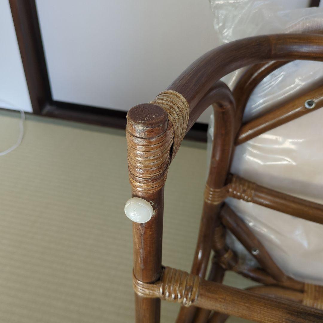 美品ラタン 籐 座椅子 クッション、ビニ−ル付き2脚セット