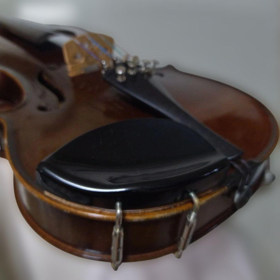 ♥特価♥スズキバイオリン4/4♥品番103♥弓、ケ―ス、松脂付き