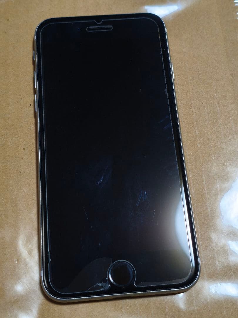 iPhone se第2世代　ホワイト