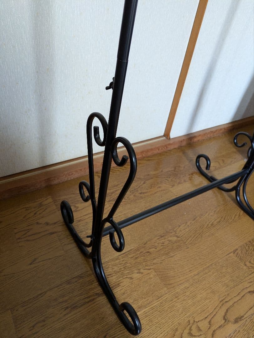 ハンガーラックアイアン