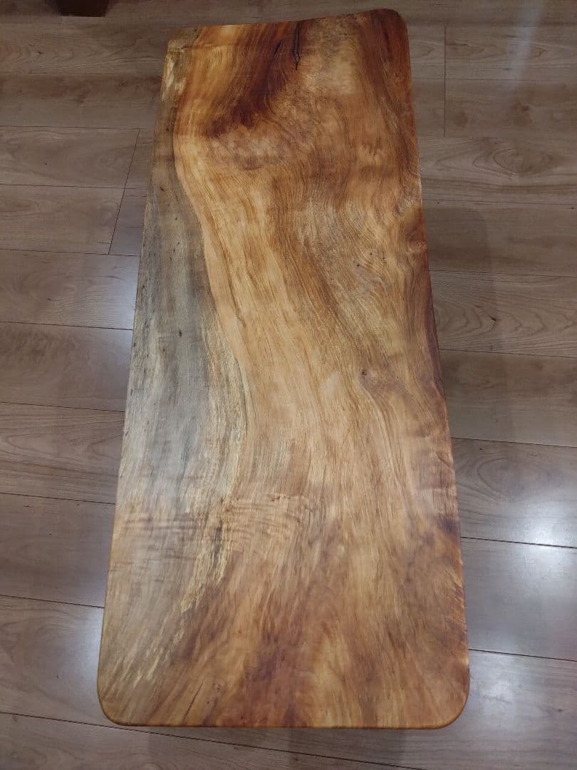 栃（とち）のベンチ80　ローテーブルにも❕栃の杢目が綺麗ですよ❕脚は桜の硬い枝