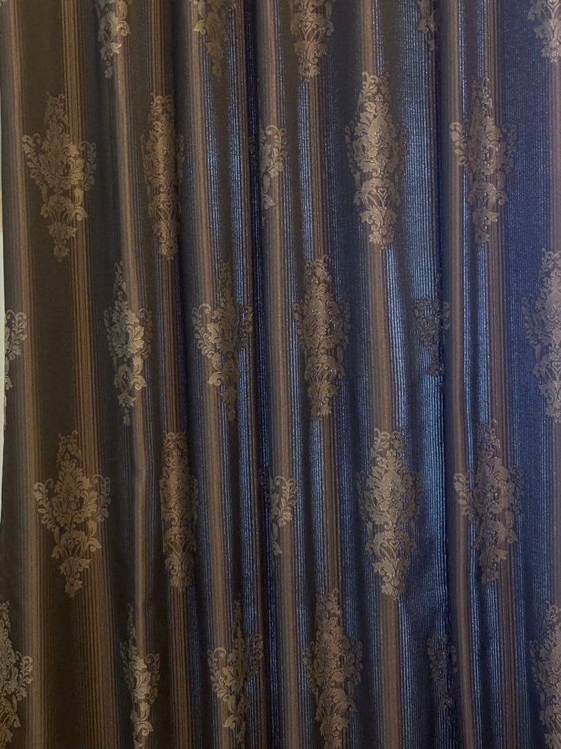 素敵な高級感 ドレープカーテン ダークブラウン