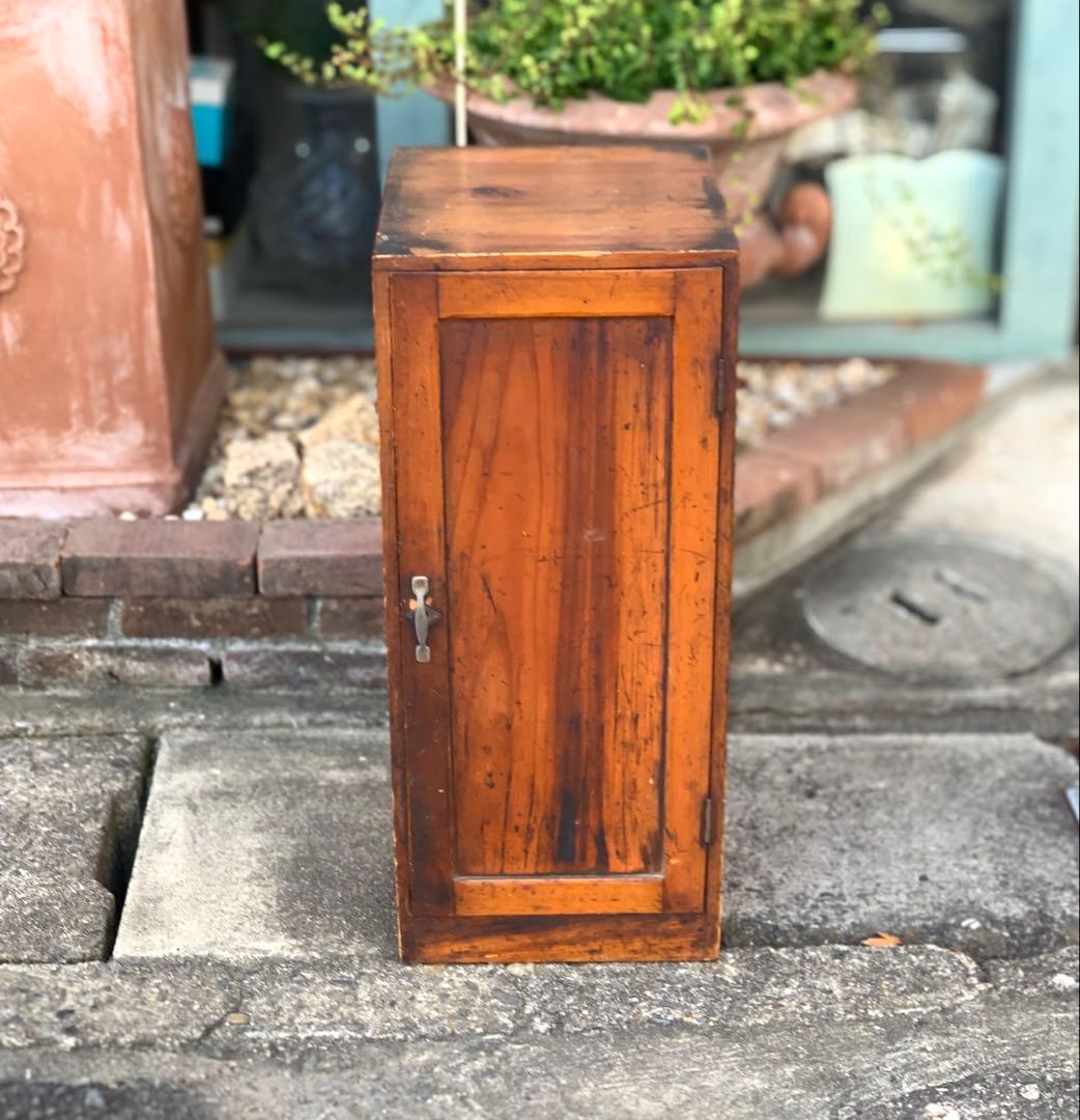 【レトロ】 収納棚 木製 木製箱 インテリア 昭和レトロ 花台 ボックス