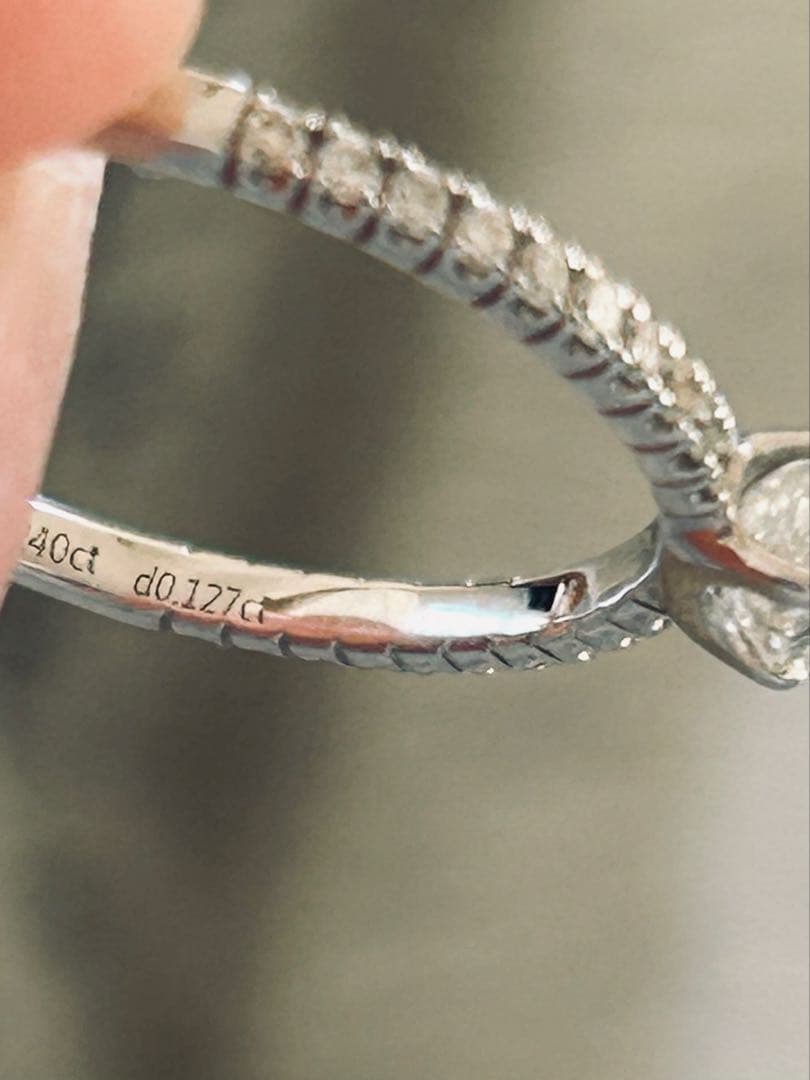 エメラルドカットダイヤモンドリング　　Au750