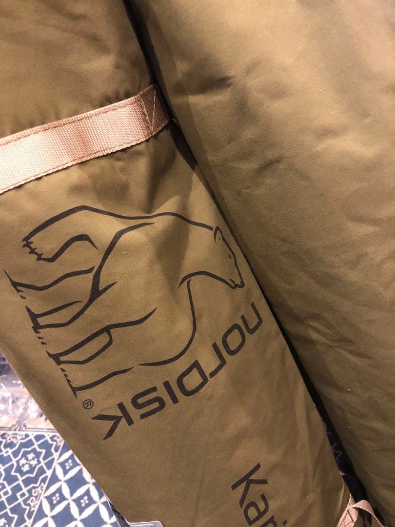 Nordisk会員限定色カーキのYdun(未使用)＋Kari12 (1回使用)