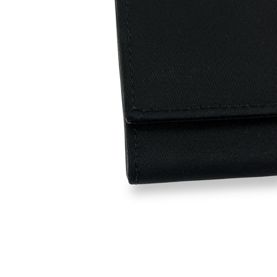 プラダ　長財布　三角ロゴプレート　ロングウォレット　ブラック　ナイロン　レザー