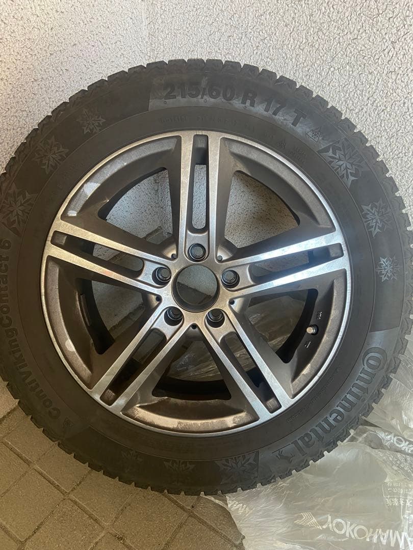 M*様 スタッドレスタイヤ 215/60 R17 ホイール　付きベンツ　配達可能