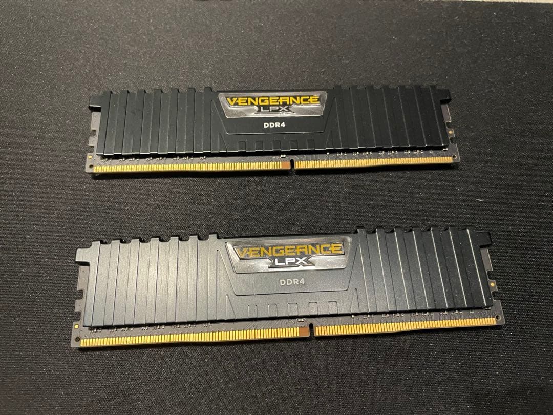 CORSAIR DDR4-2666MHz デスクトップPC用 8GB×2枚