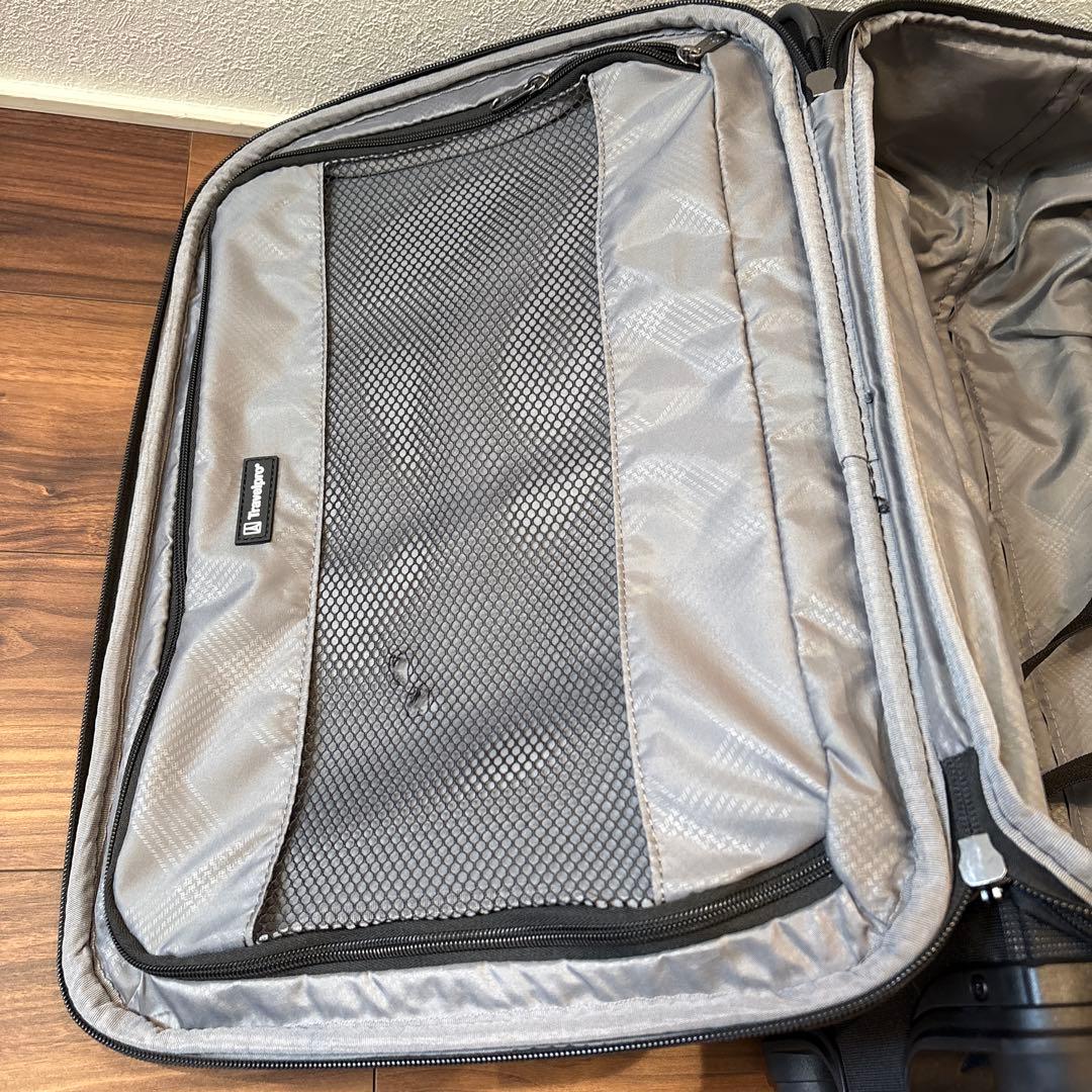 【美品】Travelpro Tourlite 21インチ 機内持込可能サイズ