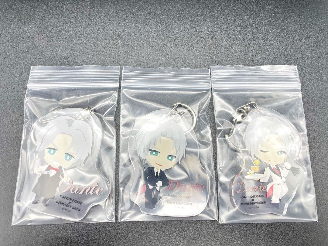 デビルクライメイ ダンテ アクリルキーホルダー 3種セット カプコンカフェ