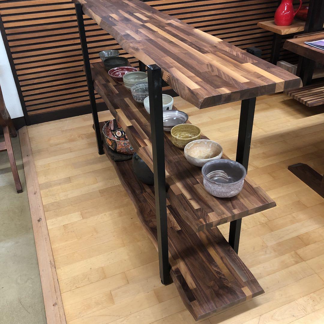 銘木ブラックウォルナット3段棚　丸太耳付き風