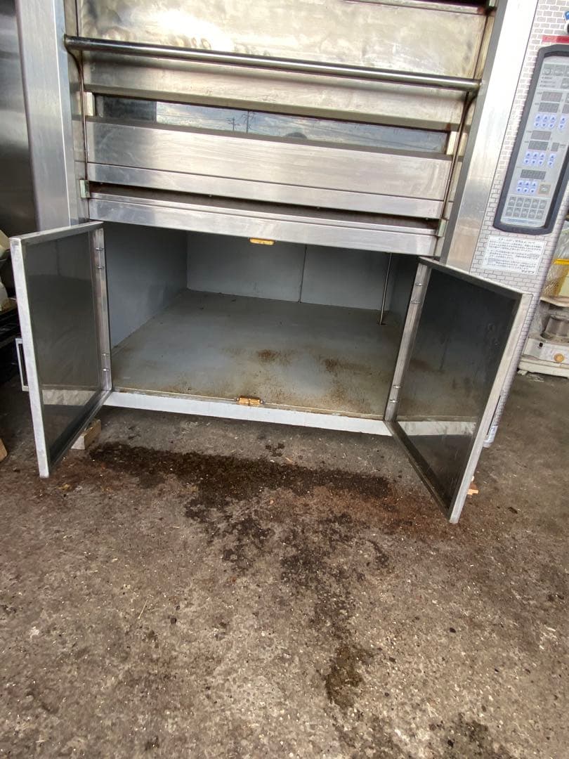 フジサワマルゼンデッキオーブン　三相200V PE8-22S 4枚縦差し