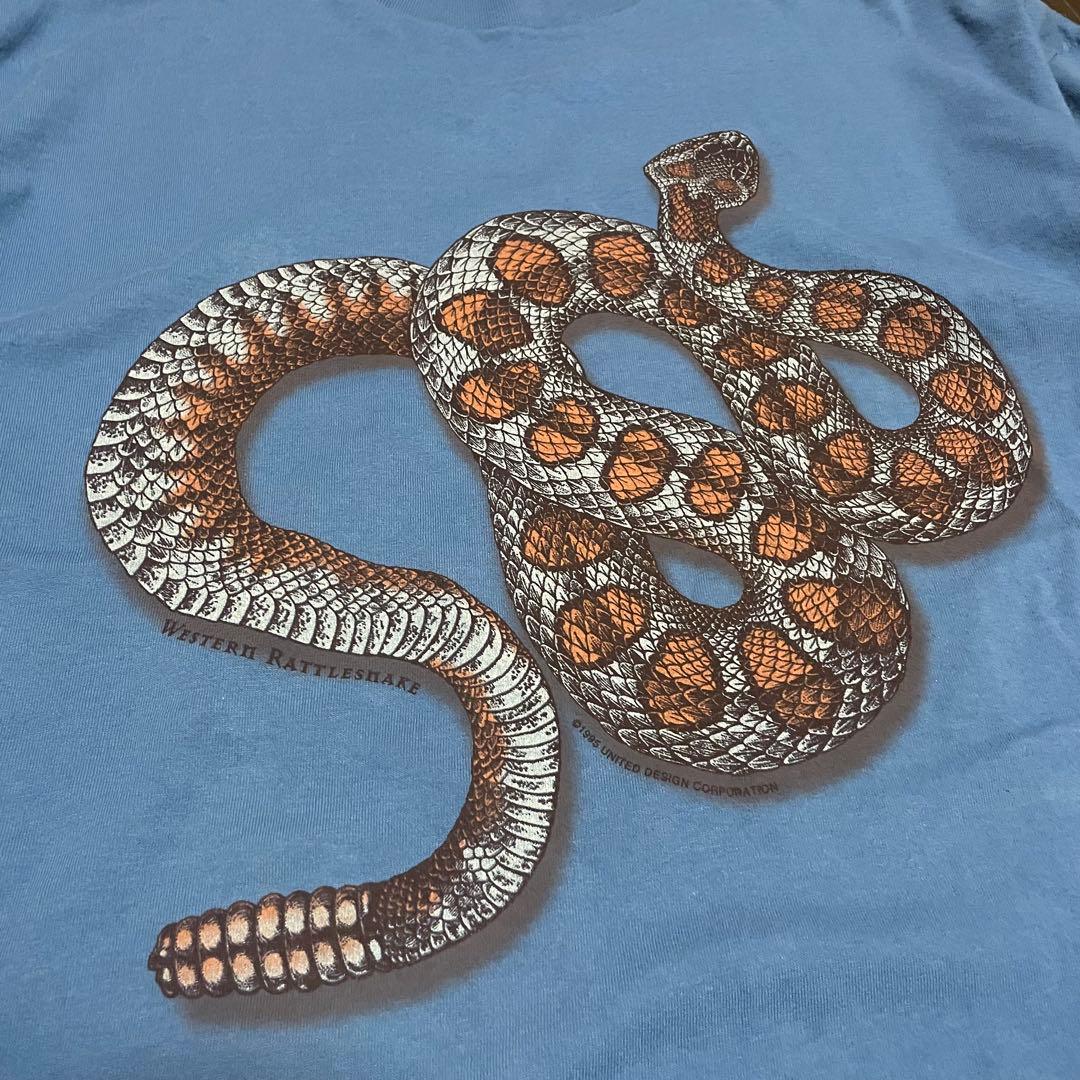 ア*ラ様 スネークグラフィック 長袖Tシャツ