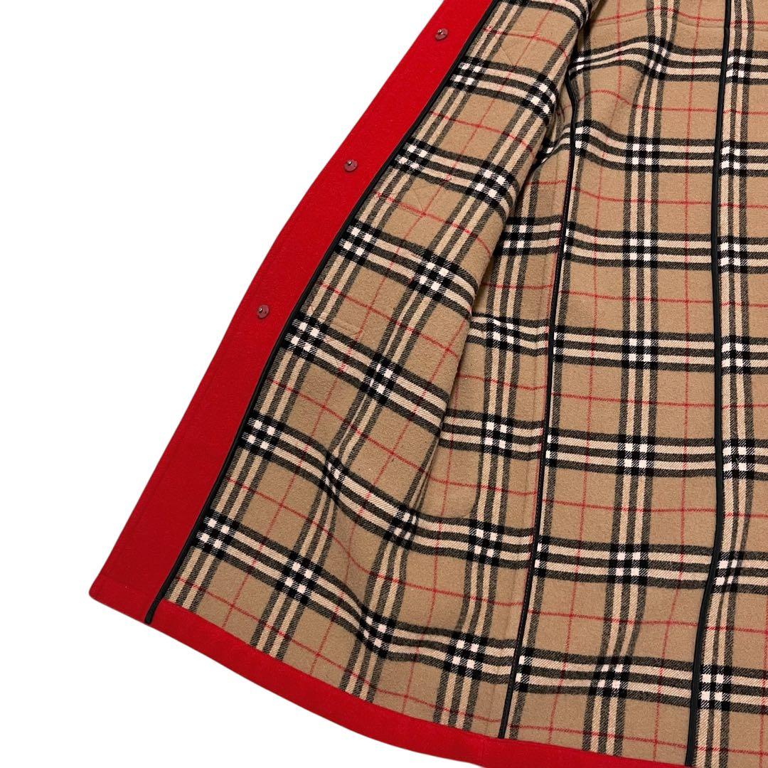 美品✨　バーバリー ブルーレーベル ノバチェック ダッフルコート 赤