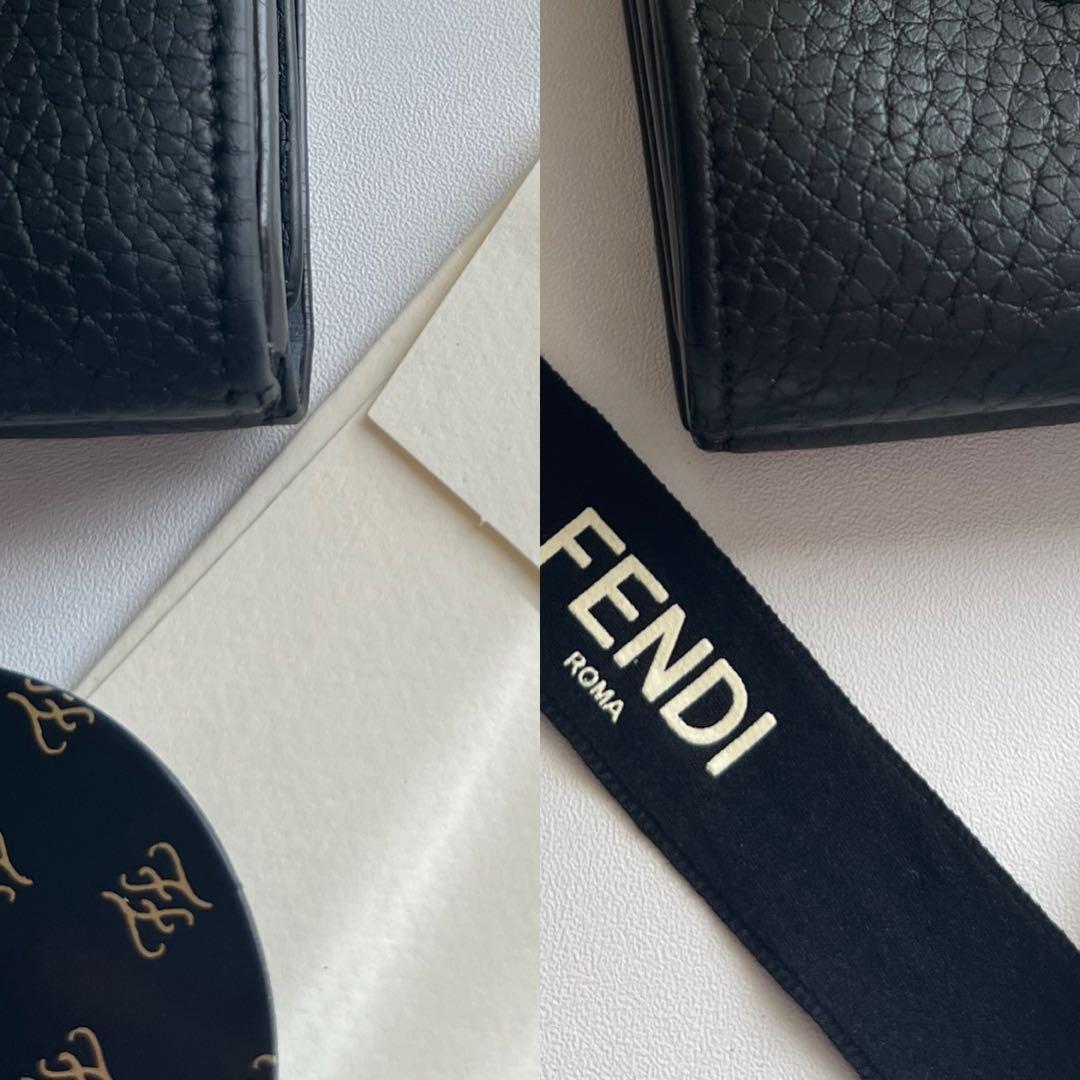 37 美品 FENDI フェンディ ピーカブー 3つ折り財布