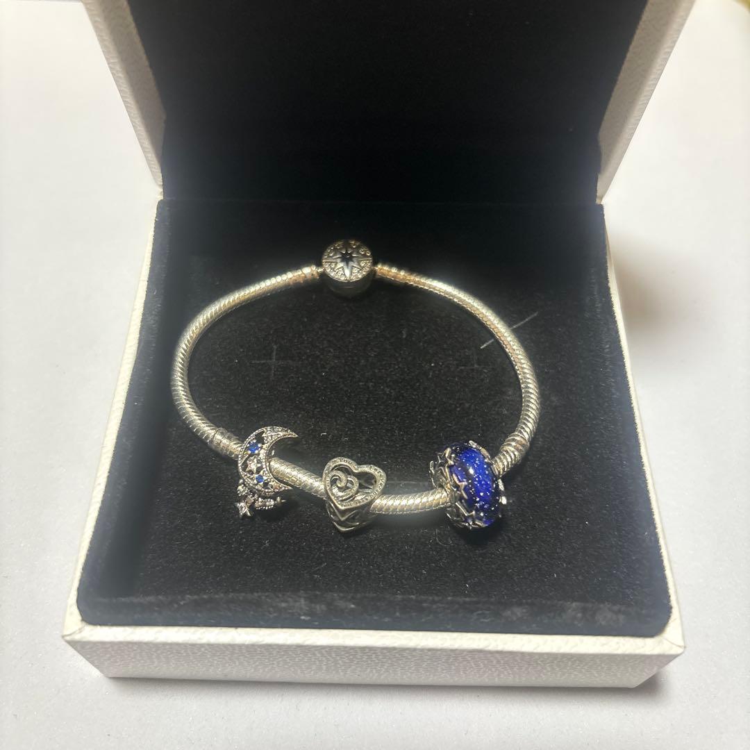 PANDORA チャーム3つ付き