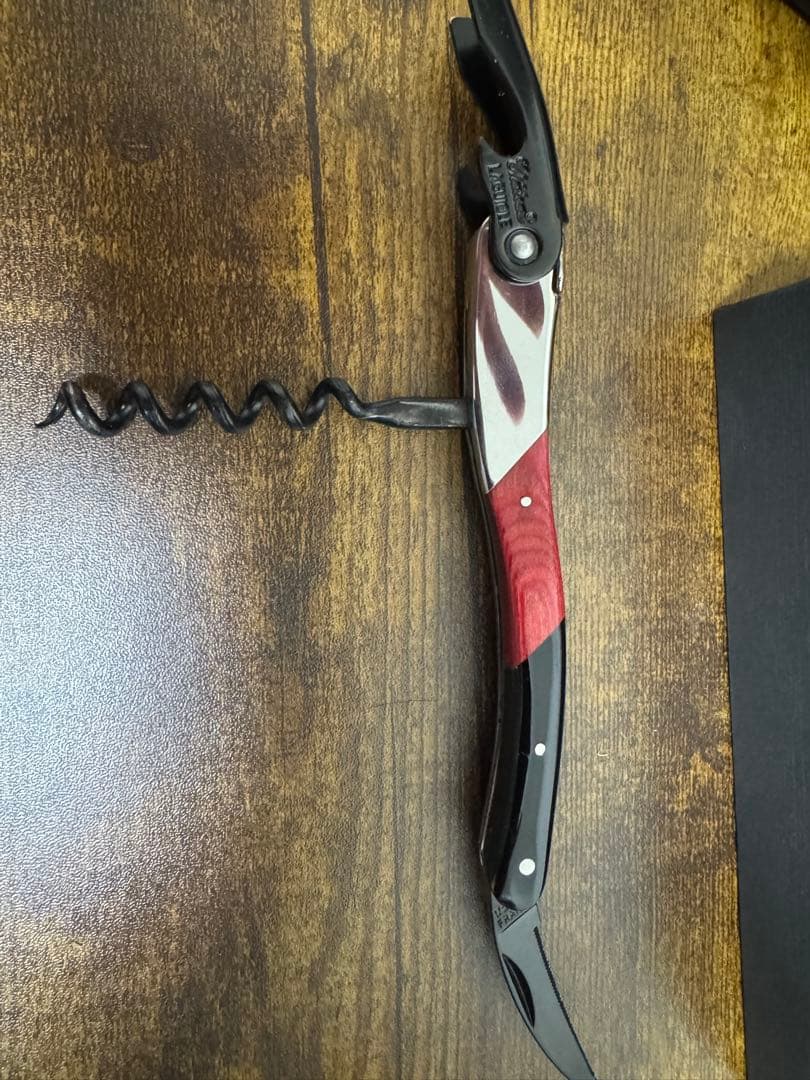 シャトーラギオール　ソムリエナイフ