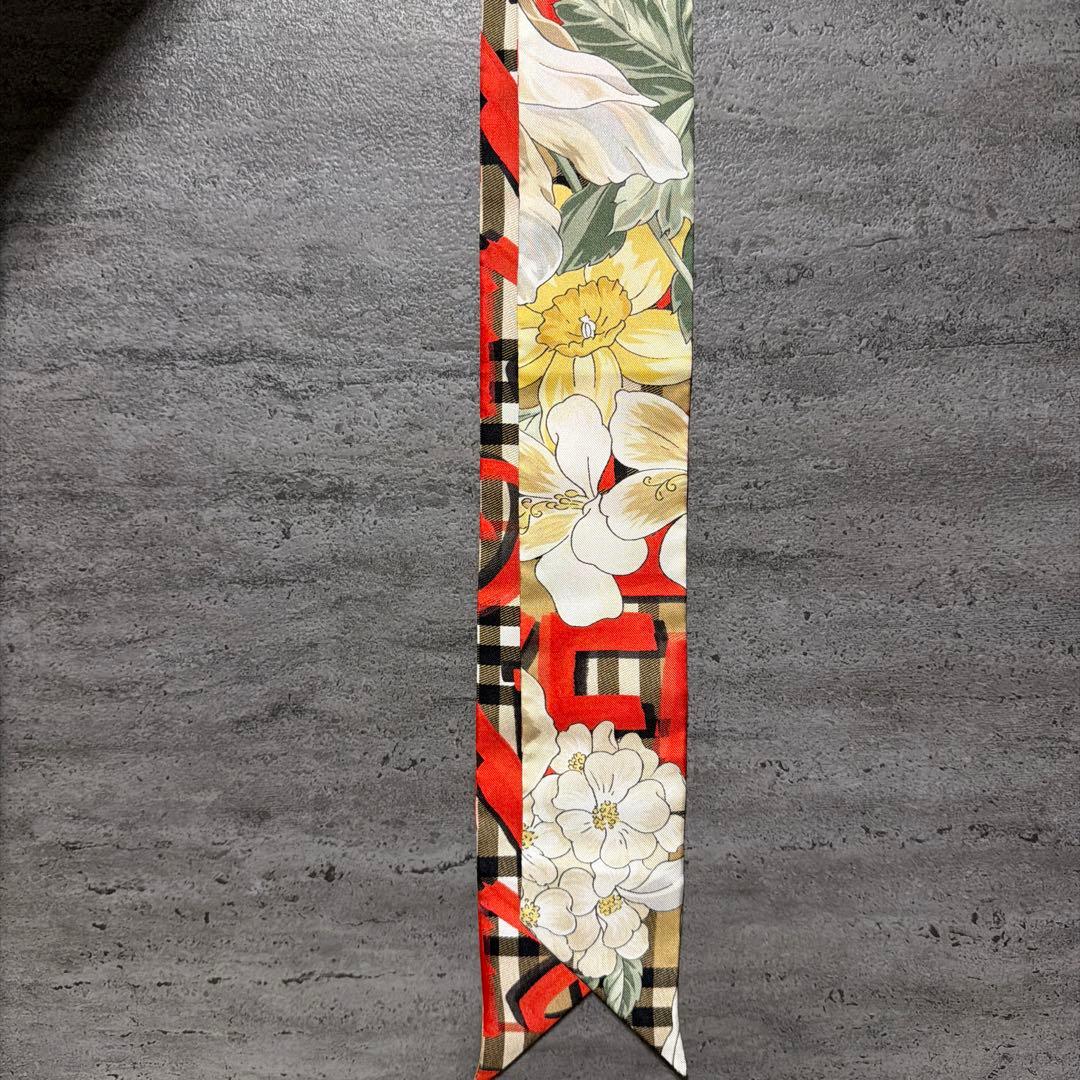 BURBERRY スカーフ 花柄チェック デザイン 未使用に近い