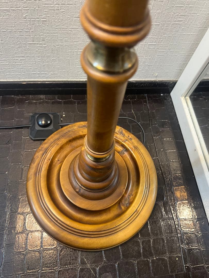 希少！送料込‼️昭和レトロ　アンティーク　フロアライト・スタンド照明