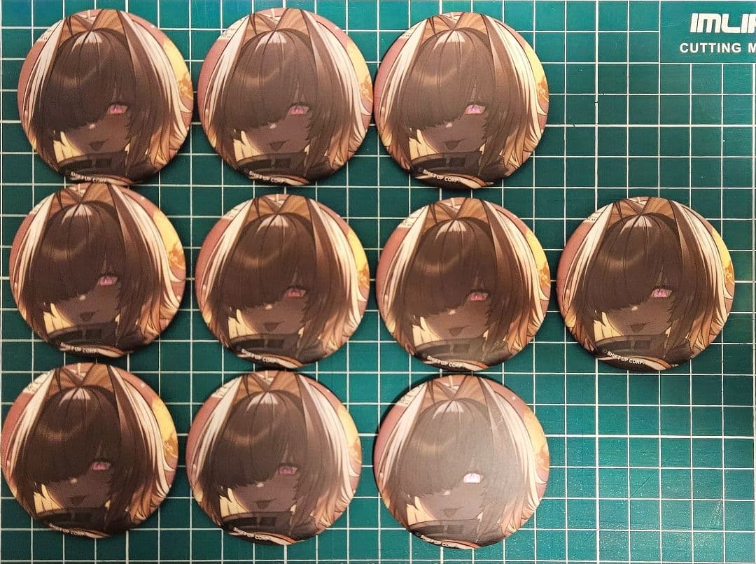 勝利の女神 NIKKE エレグ 缶バッジ10個セット①