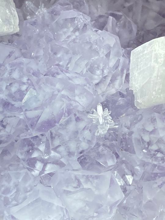 メキシコ グアナファト産　ラベンダー アメジスト