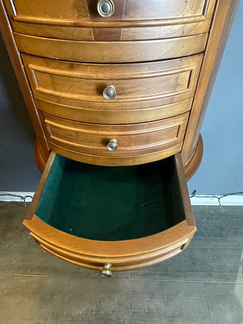 アンティーク調　木製半円形キャビネット ４段引き出し　３本猫足