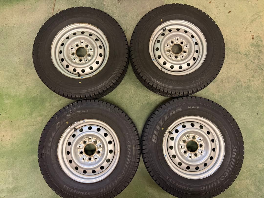 185/80R14 102/100N スタッドレス 20年 BS VL1 ボンゴ