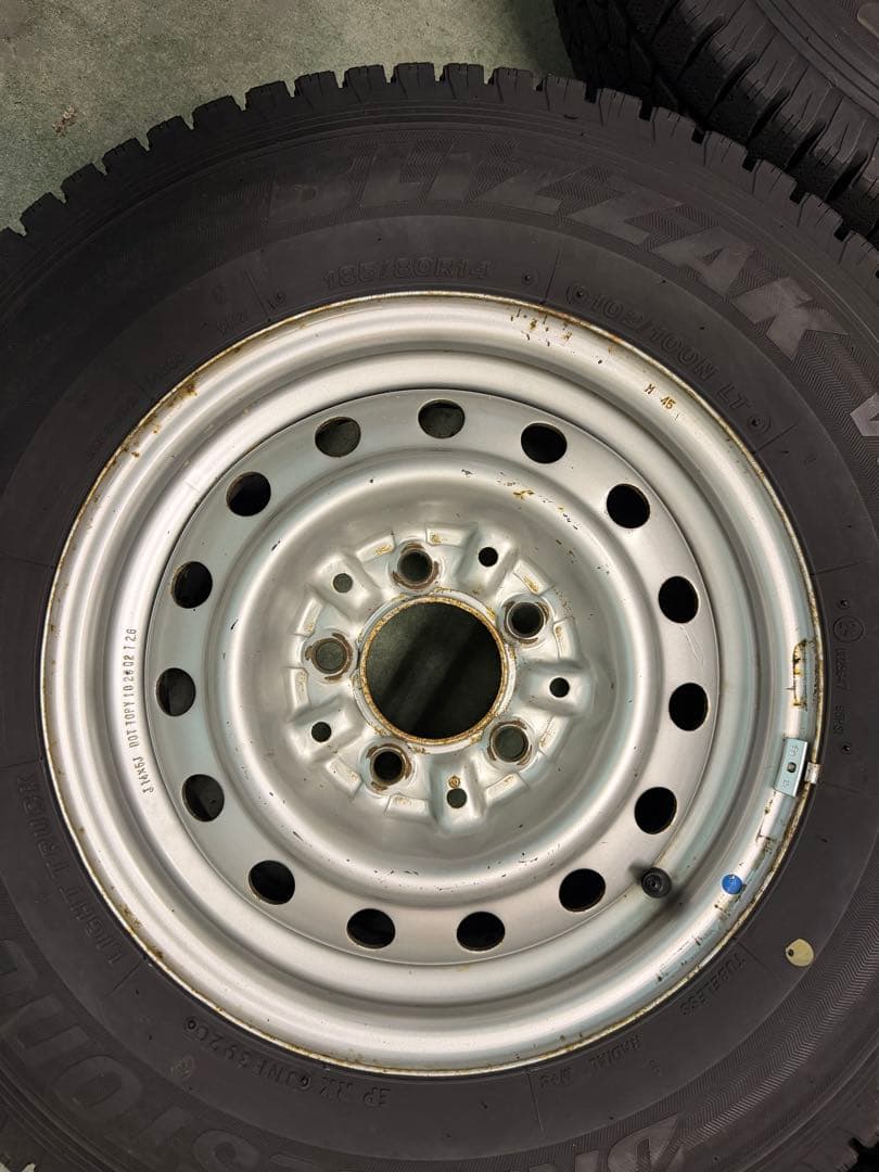 185/80R14 102/100N スタッドレス 20年 BS VL1 ボンゴ