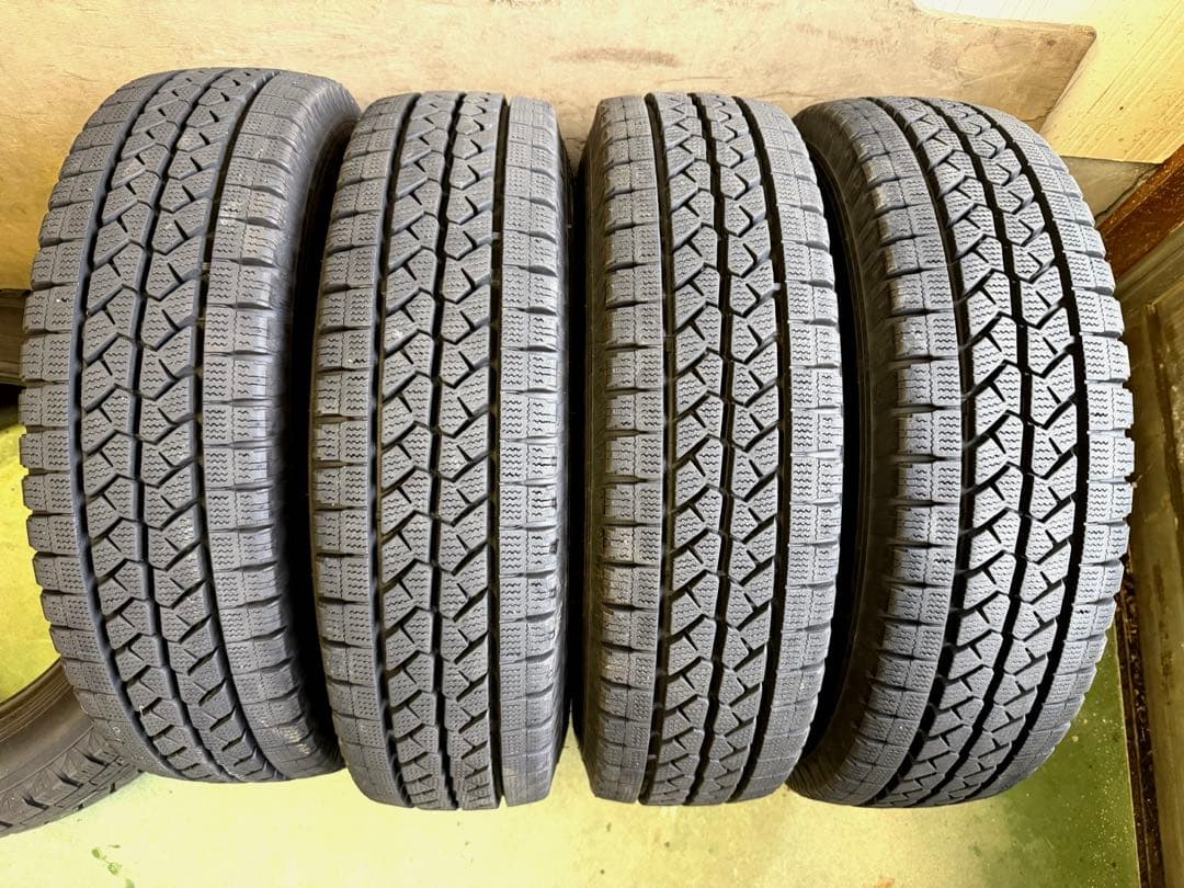 185/80R14 102/100N スタッドレス 20年 BS VL1 ボンゴ