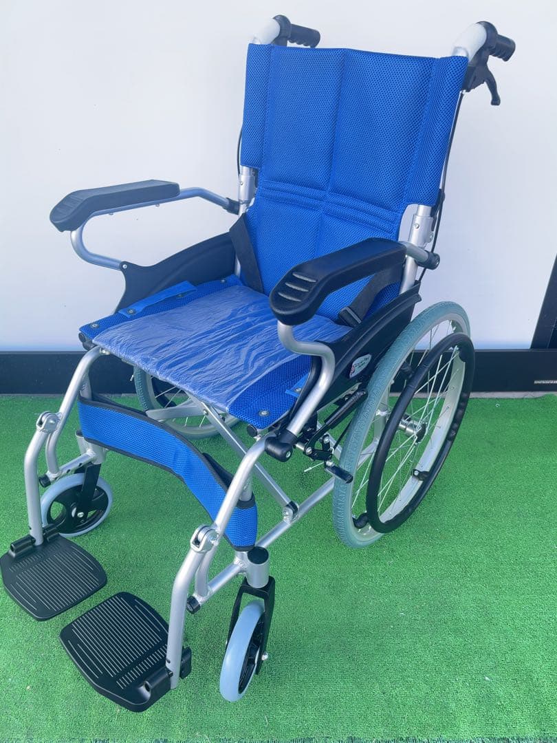 Care-Tec 自走式車椅子スマイルCA-70SU 美品