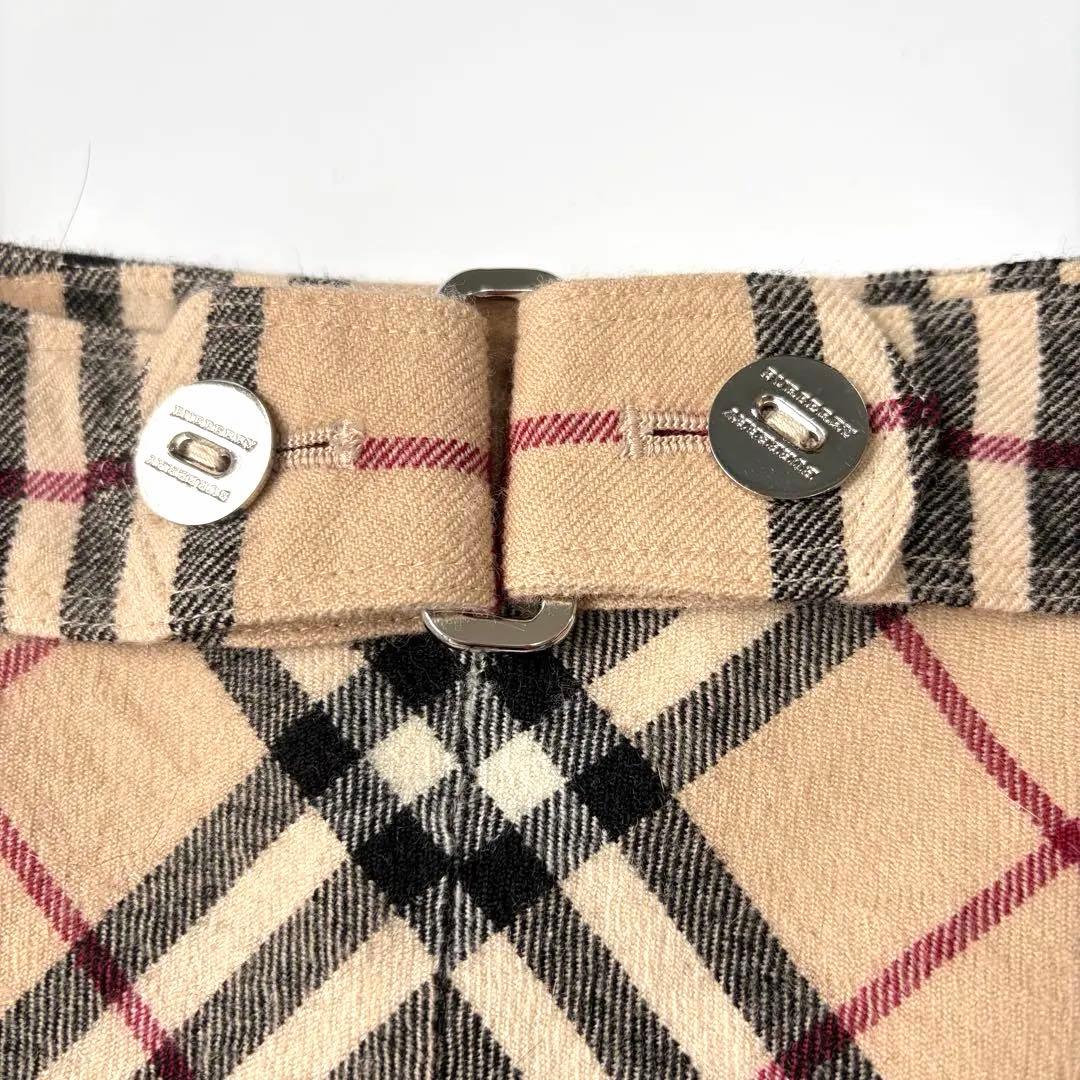 バーバリーロンドン　フレアスカート　ノバチェック柄　13
