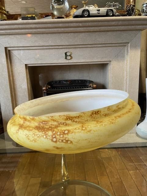 イエローオーバルシーリングライト