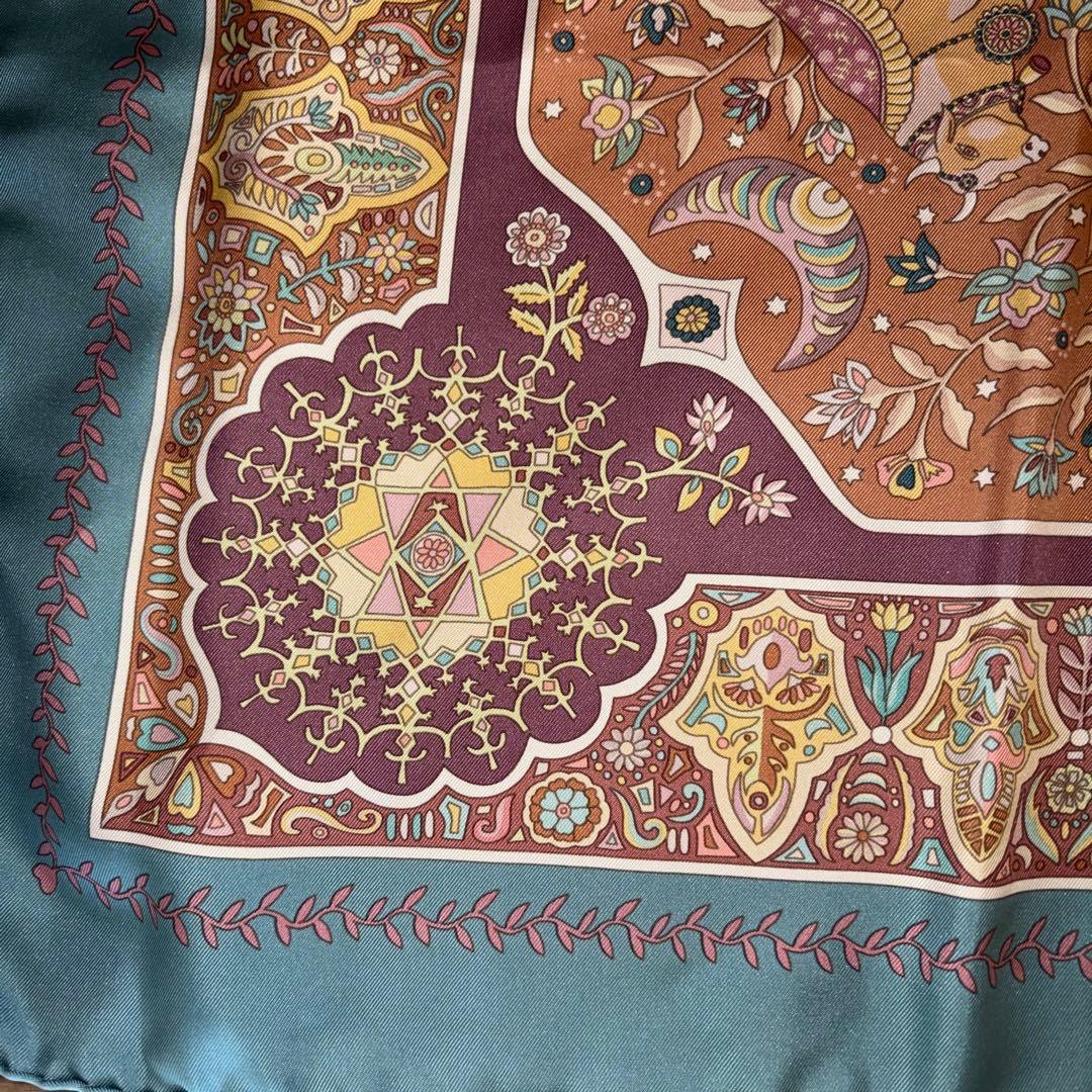 【美品】エルメス スカーフ 王宮の扉シリーズ 90カレ