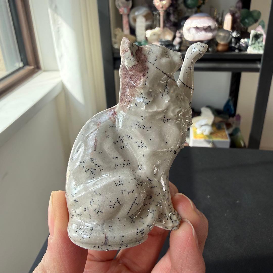 【かい】天然石瑪瑙の猫ちゃん　置物　彫物NO.020912