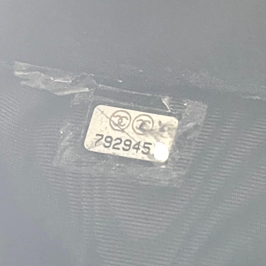 CHANEL 二つ折り財布 ココマーク キャビアスキン Wホック カード、箱付き