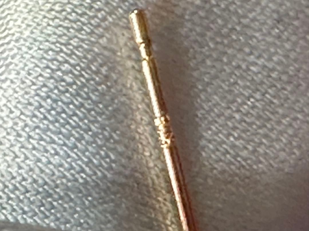 k18 ダイヤモンド計0.15カラットピアス