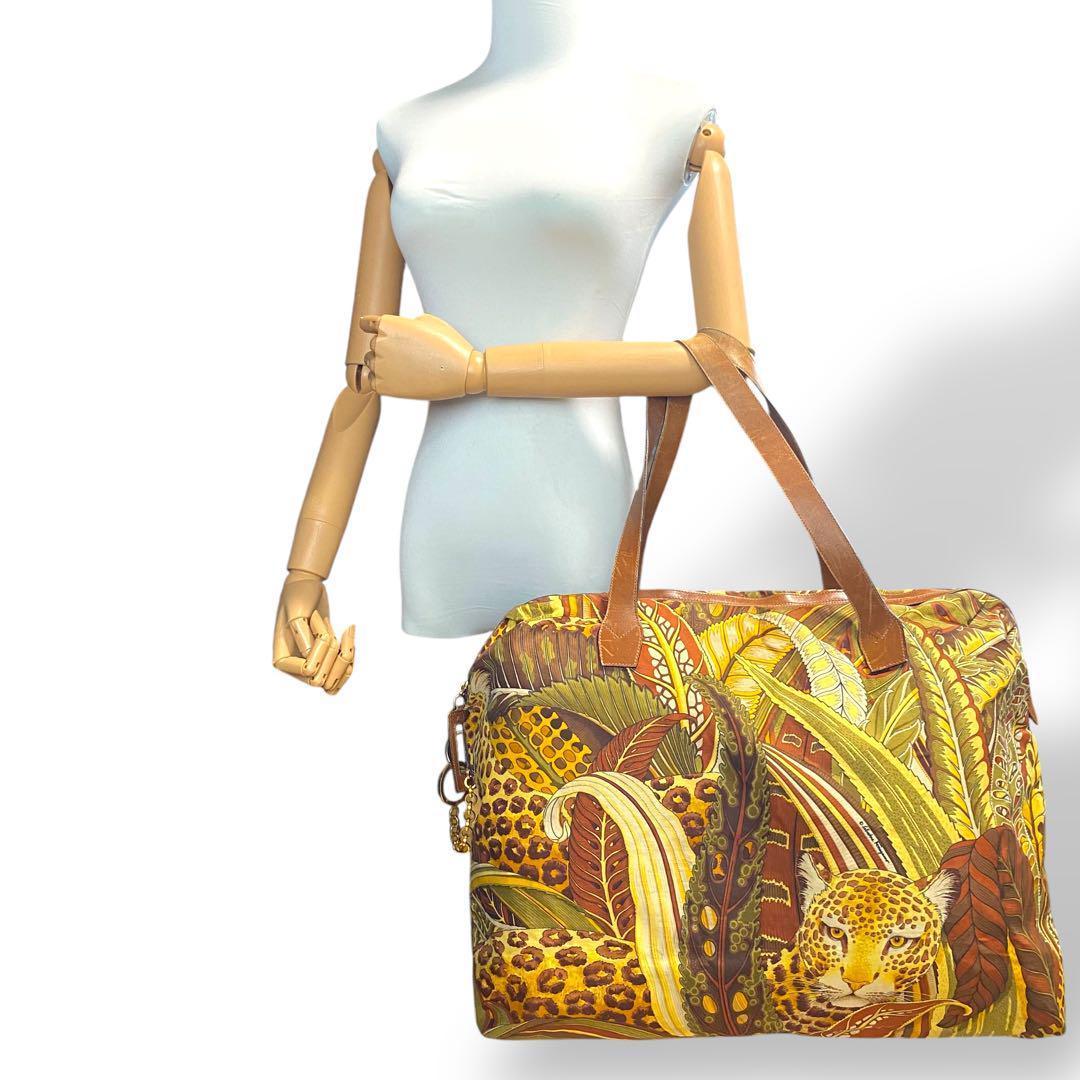 希少✨Salvatore Ferragamo Animal Boston Bag