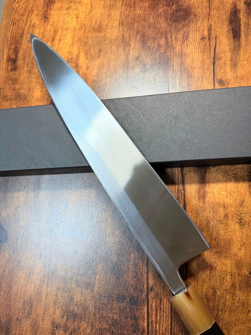 【堺打刃物】左用　相出刃 マグロ　包丁　白鋼　尺　紫檀水牛八角柄