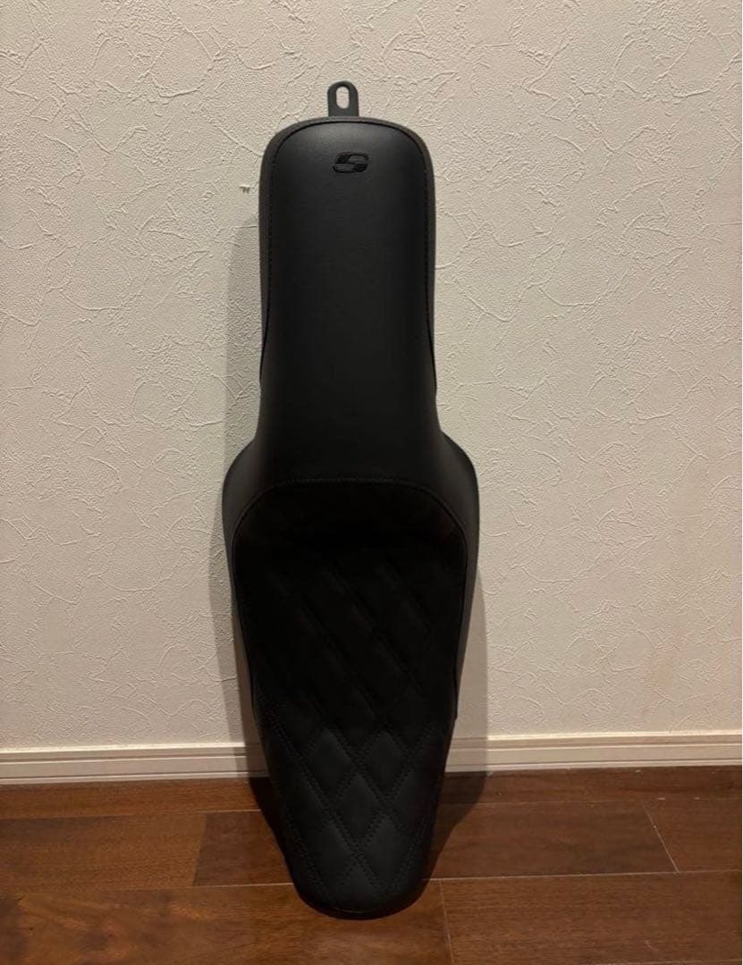 SADDLEMEN プロファイラー LS シート ダイナ用　fxd