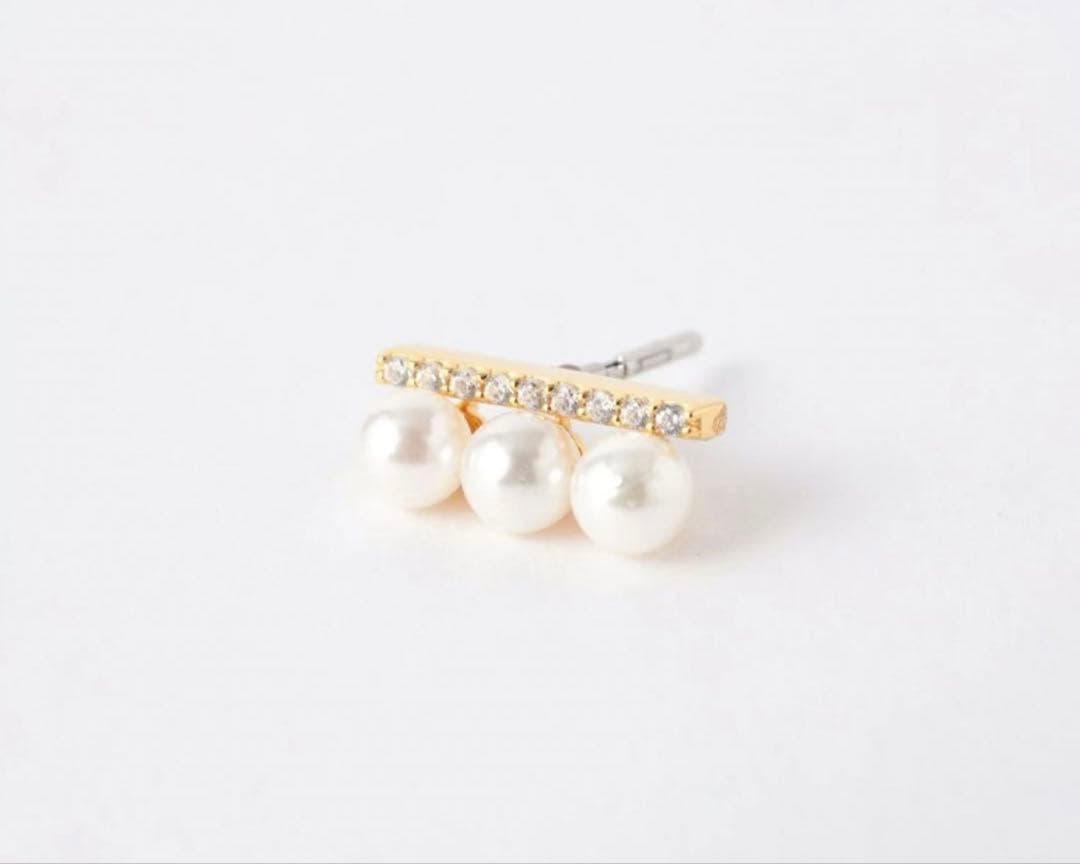 BAQLESS パールピアス