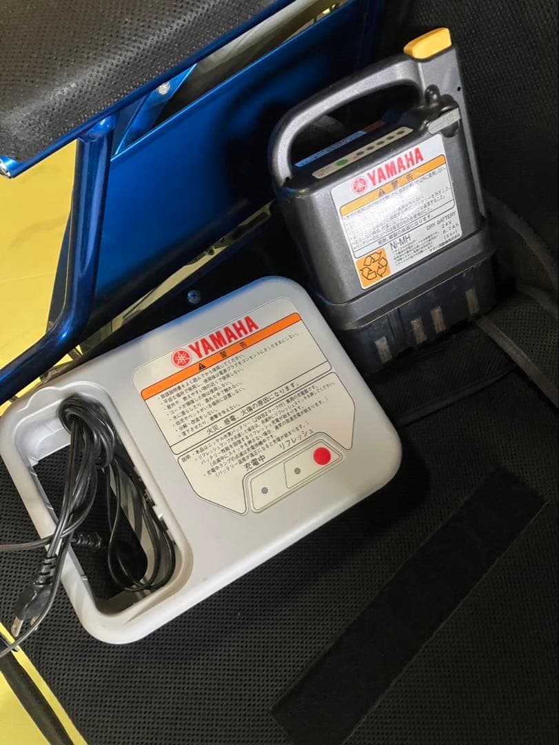 YAMAHA電動車椅子　バッテリー2個　充電器付